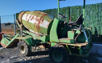 Auto hormigonera  articulada