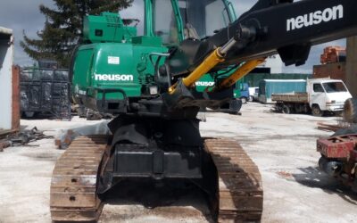 Procesadora forestal Neusom de cadenas