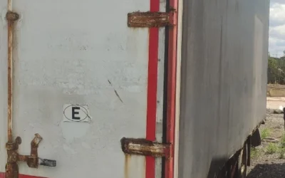 remolque de lanza de camión doble eje con rueda central